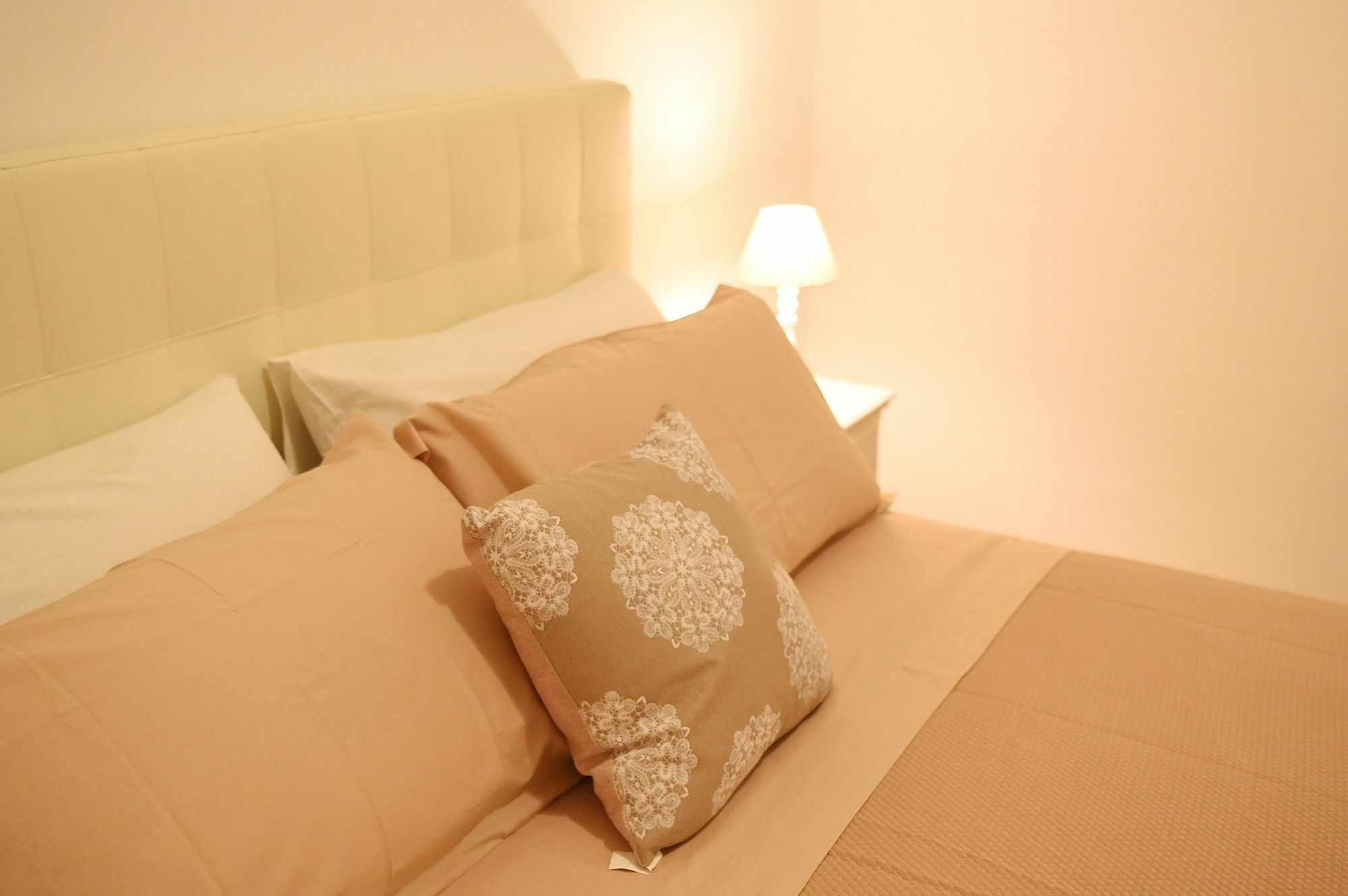 B&B Bonnes Suites Napoli Dış mekan fotoğraf