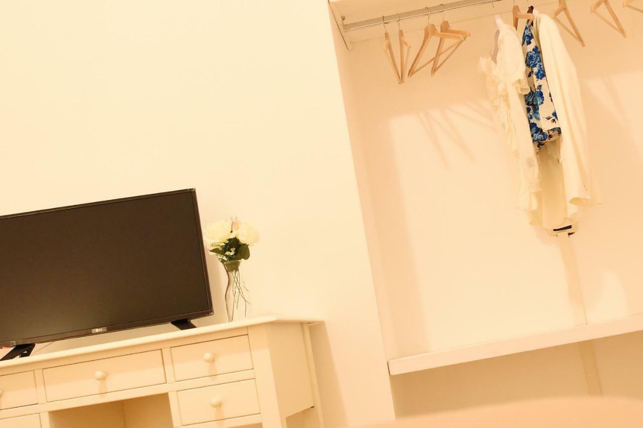 B&B Bonnes Suites Napoli Dış mekan fotoğraf