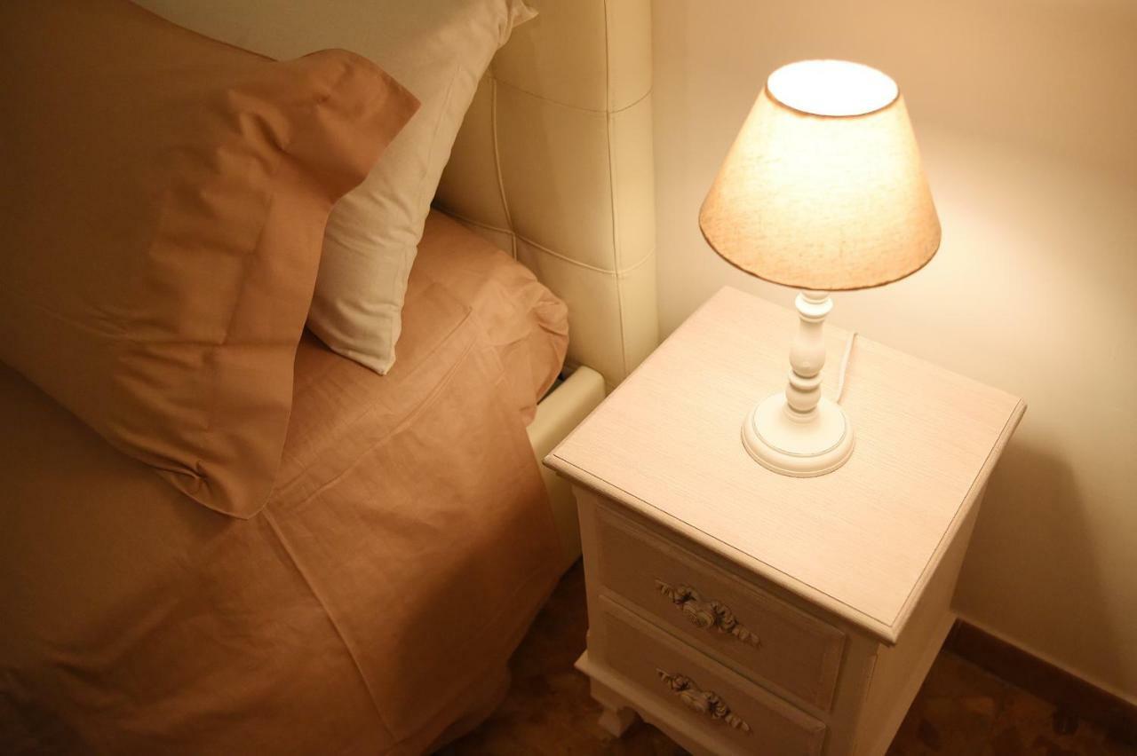 B&B Bonnes Suites Napoli Dış mekan fotoğraf