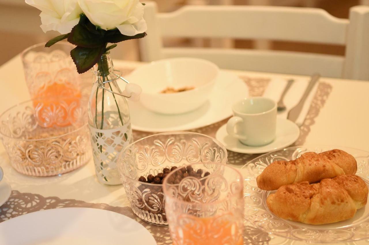 B&B Bonnes Suites Napoli Dış mekan fotoğraf