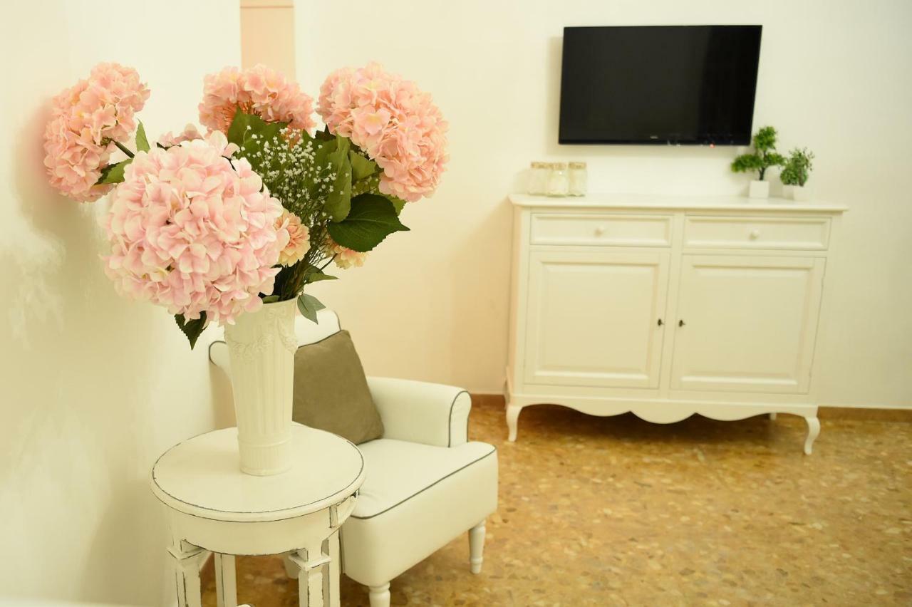 B&B Bonnes Suites Napoli Dış mekan fotoğraf